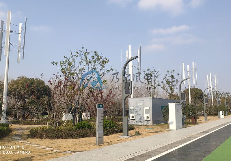 選擇風(fēng)力發(fā)電機(jī)時，如何考慮地理位置與風(fēng)速？